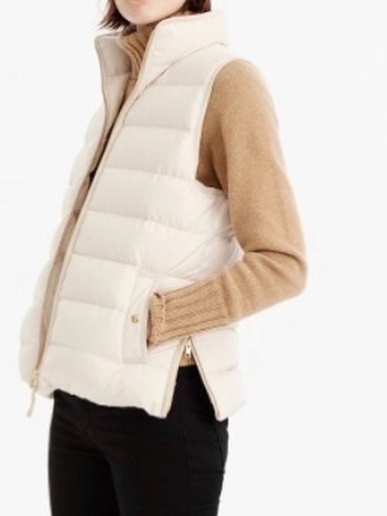 J. Crew Jackets & Blazers - J. Crew Mountain Puffer Quilted Down Vest in navy blue